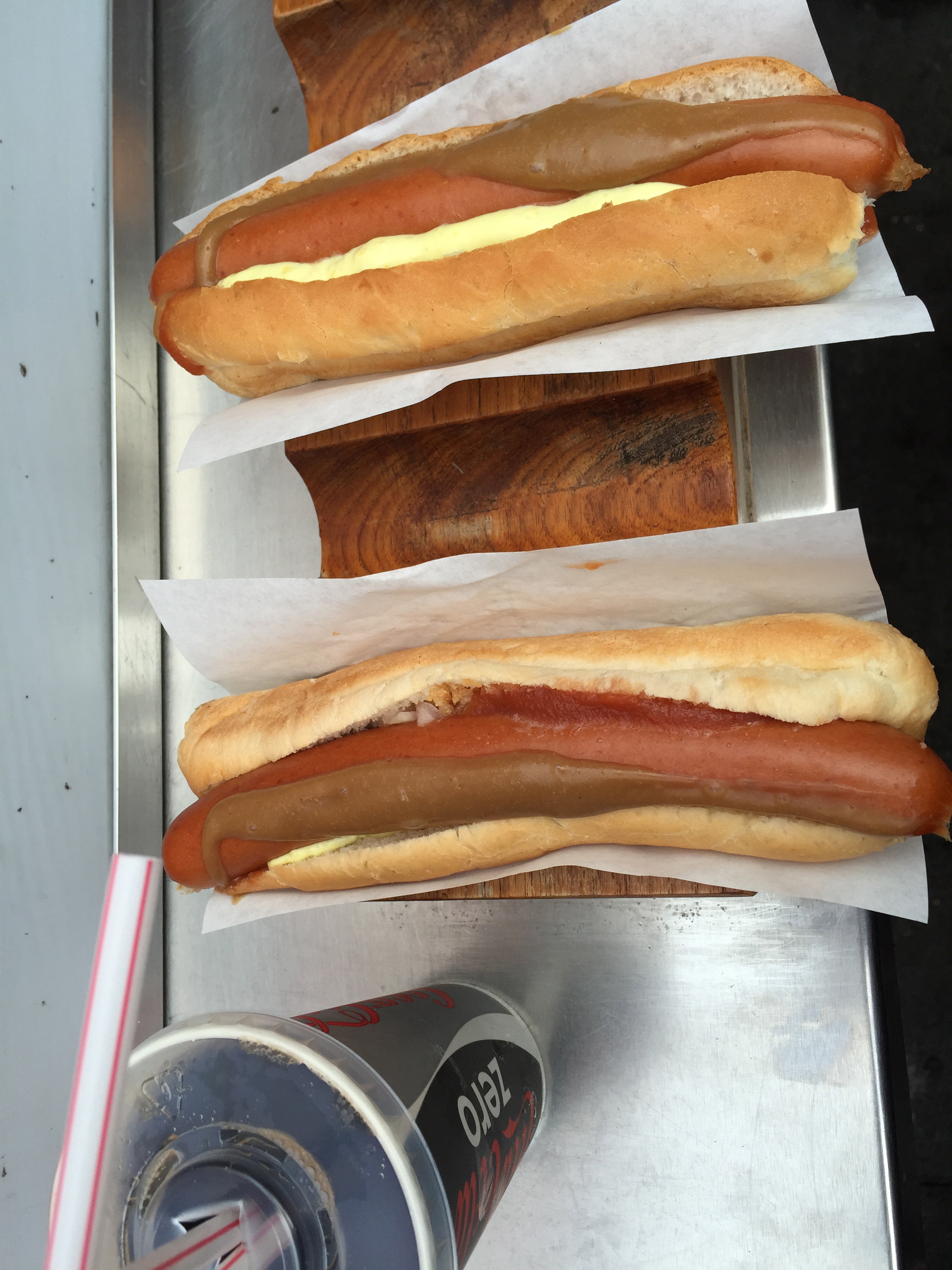 Reykjavik Hot Dogs Bæjarins Beztu Pylsur Fish Out of Malbec